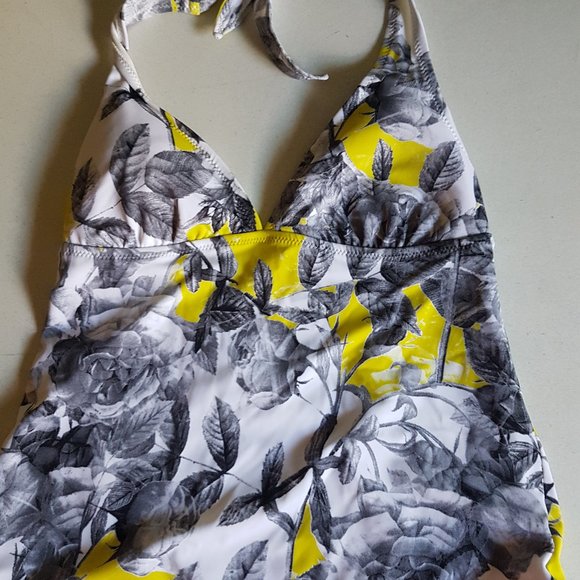 Swimwear Tank Top Bathing Suit Size Small - Picture 1 of 4